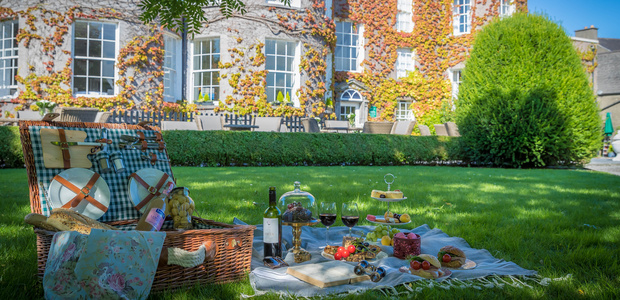 Win a relaxing break away for 2 and savour Butler House on 30th October as part of Kilkenny Savour Festival! Win a relaxing break away for 2 and savour Butler House on 30th October as part of Kilkenny Savour Festival!
